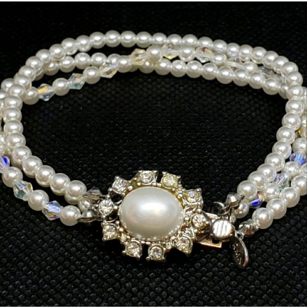 VINTAGE RMN ROMAN Triple Twisted Pearl &  Rhinestone Formal Bridal Bracelet
